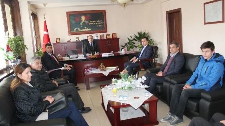 Teog Türkiye 1. Yazgı Tosyalı Kaymakam Tarafından Ödüllendirildi