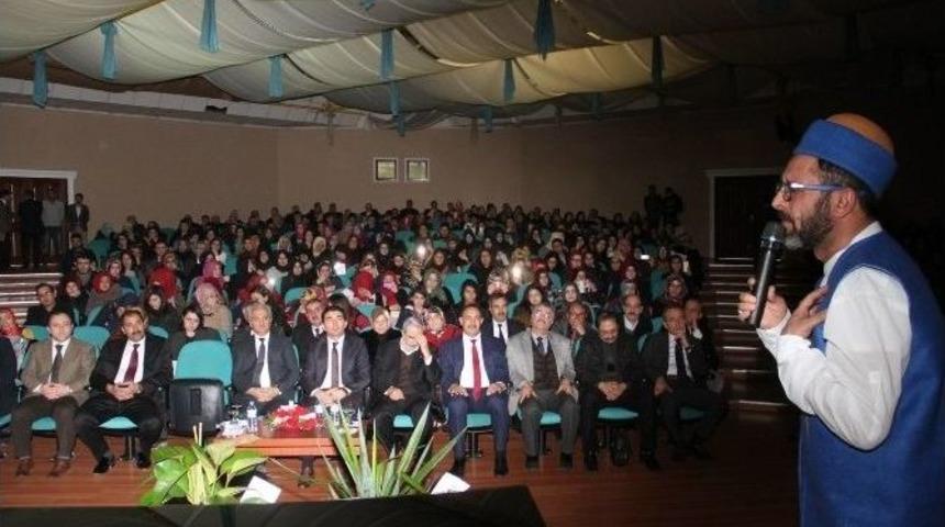 Yazar Yağmur Okurları İle Buluştu