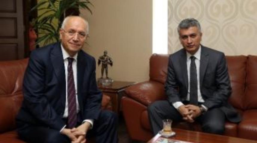 Sandıklı Kaymakamından Başkan Yaşar&rsquo;a Ziyaret