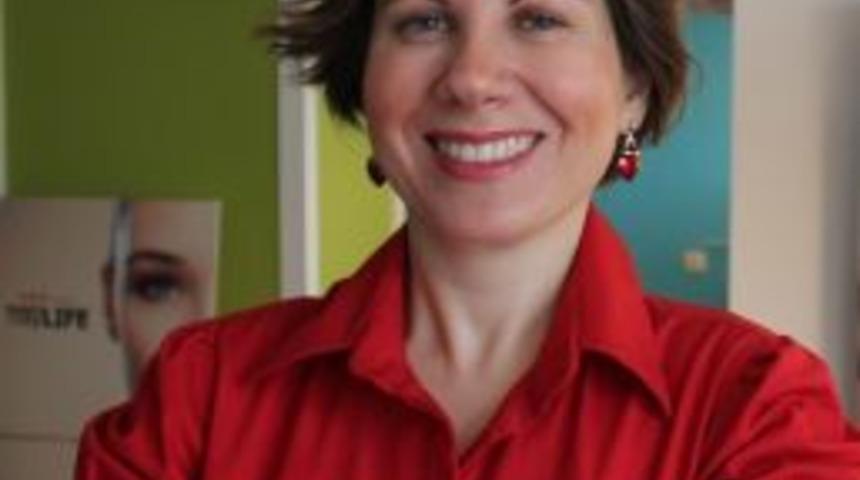 Boyun Ve Dekolte Bölgesi Yaşınızı Ele Veriyor