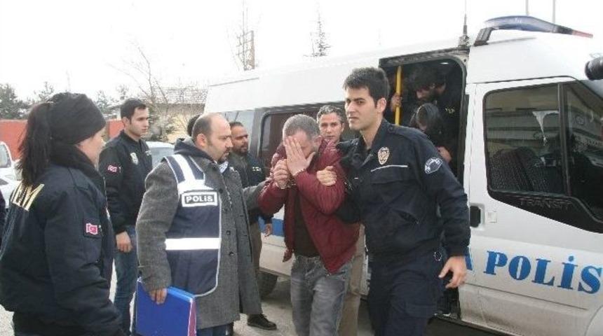 Afyonkarahisar&rsquo;da Ter&ouml;r &Ouml;rg&uuml;t&uuml; Deaş&rsquo;a Y&ouml;nelik Operasyon