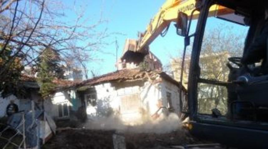 İzmit&rsquo;te Ka&ccedil;ak Yapıya İzin Yok