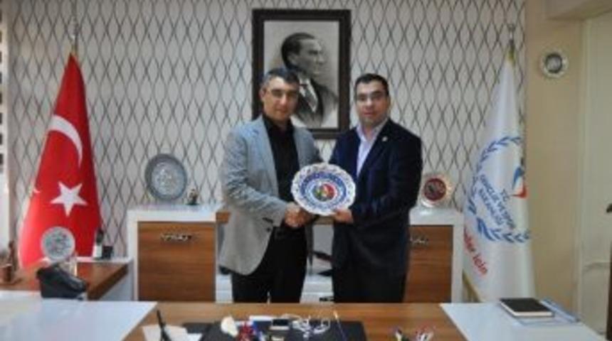 Azerbaycanlılar Derneğinden, İl Müdürü Aksoy’a Ziyaret