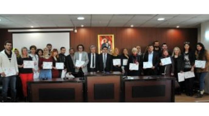 Girişimcilik Kursiyerleri Sertifikalarını Aldı