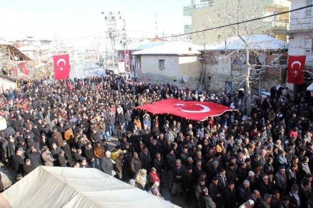 Şehit Polis Son Yolculuğuna Uğurlandı