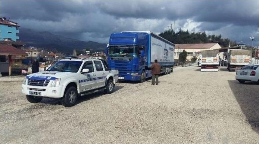 &Uuml;nye&rsquo;nin Yardımları T&uuml;rkmenlere Ulaştı