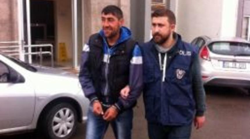 Alacağını Vermeyen Adamı Vurdu