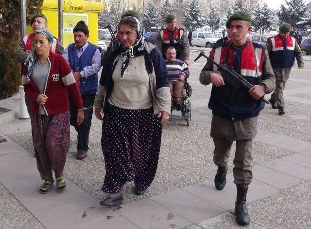 Köyde İşlenen Cinayetin Zanlısı Yakalandı