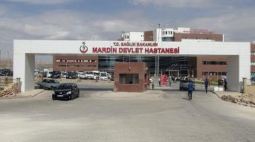 Kendine İğne Yapan Hemşire &Ouml;ld&uuml;