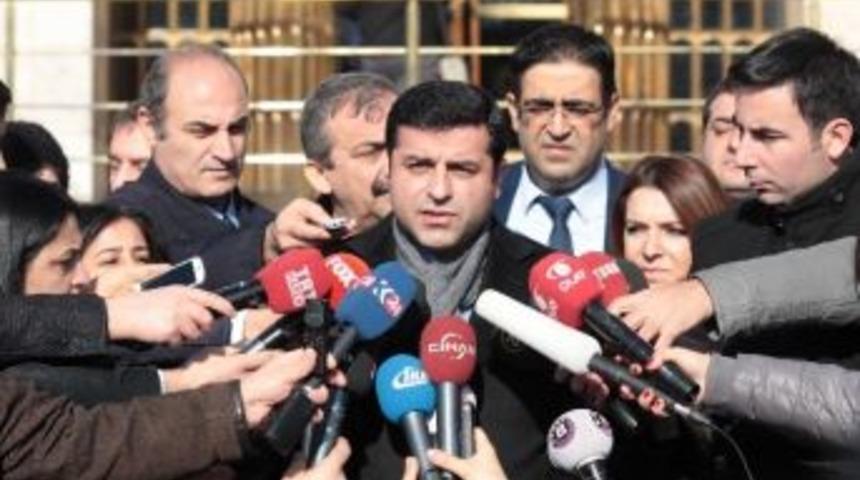 Demirtaş: "biz Artık Derhal Sokağa &Ccedil;ıkma Yasaklarının Kalkması Gerektiğini Belirtiyoruz&rdquo;&rdquo;
