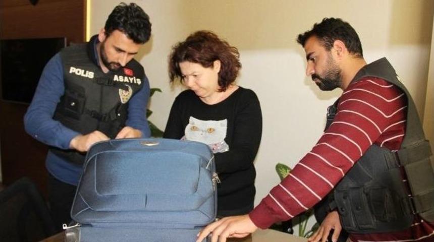 Polis B&uuml;y&uuml;k Vurgunu Tiyatro Gibi Bir Oyunla Engelledi