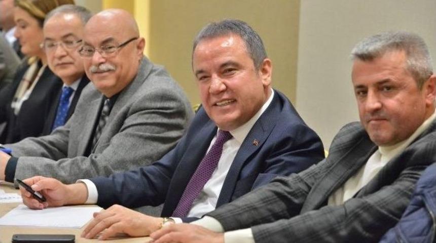 Başkan B&ouml;cek, &lsquo;muhtarlar&rsquo;la 2016 Yılını Konuştu