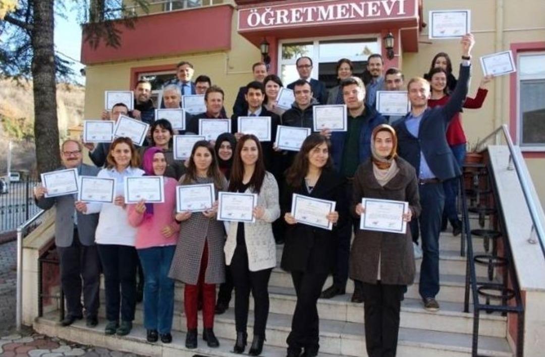 Şaphane&rsquo;de &Ouml;ğretmenlere &ldquo;&ouml;ğrenci Ko&ccedil;luğu&rdquo; Eğitimi