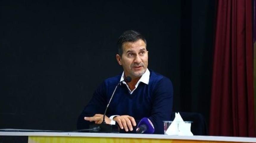 Erg&uuml;n Penbe&rsquo;nin Şampiyonluk Adayı Beşiktaş