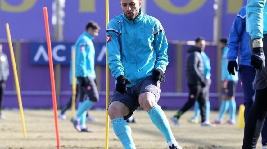 Osmanlıspor, Galatasaray Ma&ccedil;ı Hazırlıklarını S&uuml;rd&uuml;rd&uuml;