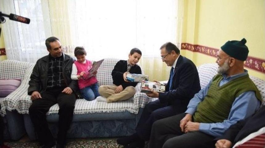 Başkan Uğur&rsquo;dan &Ccedil;at Kapı Ziyaret