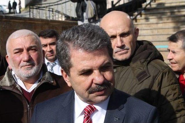 Mhp Eski İl Başkanı Talep Etti, Yeniden Yargılanıyor