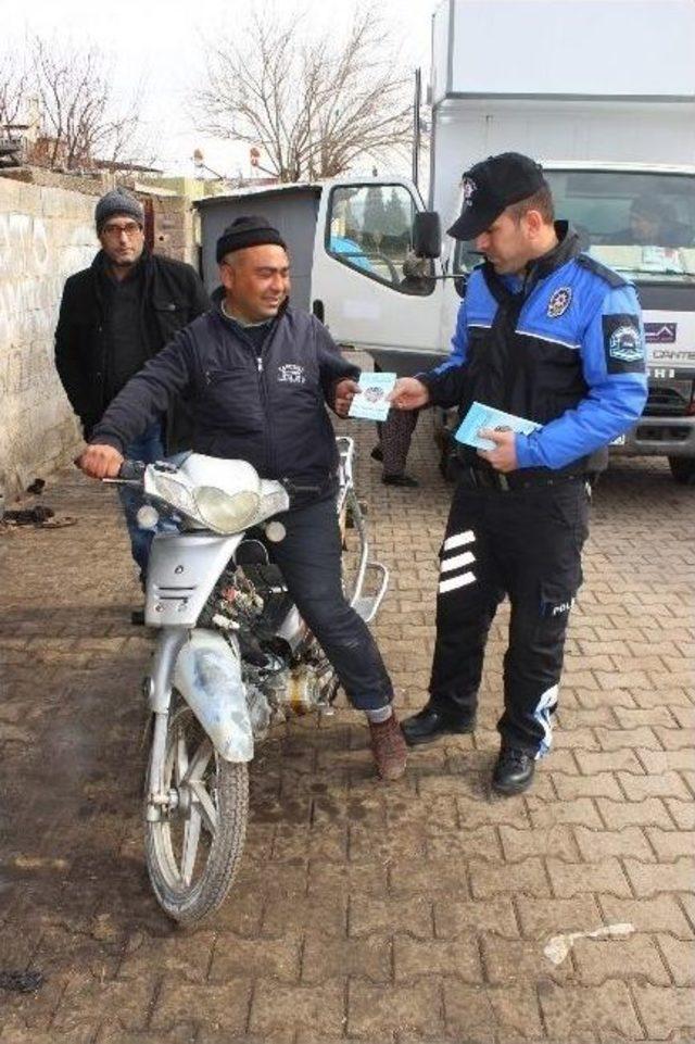 Toplum Destekli Polisten Broşürlü Uyarı