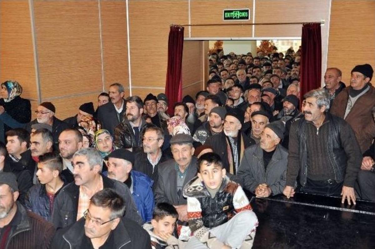 Emeklilerin Kura Heyecanı Salona Sığmadı