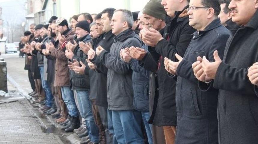 Nevzat Parlak Son Yolculuğuna Uğurlandı