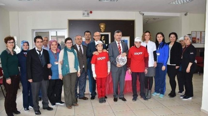 Zi&ccedil;ev Rehabilitasyon Merkezi Birinci Yılını Kutladı