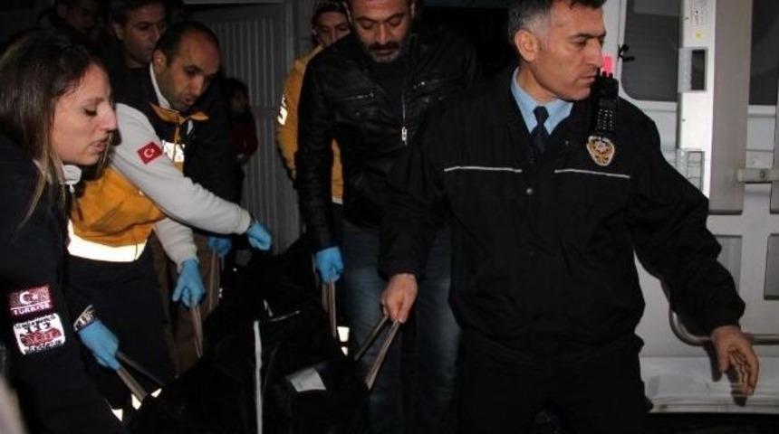 Hırsız Vahşeti: Boğazını Ve Bileklerini Kesip Altınlarını &Ccedil;aldılar