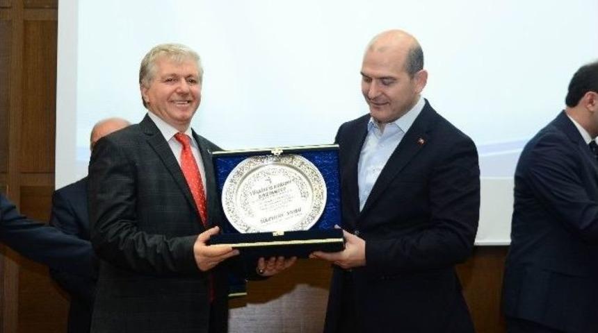 Gaziantep İşkur&rsquo;a Birincilik &Ouml;d&uuml;l&uuml;