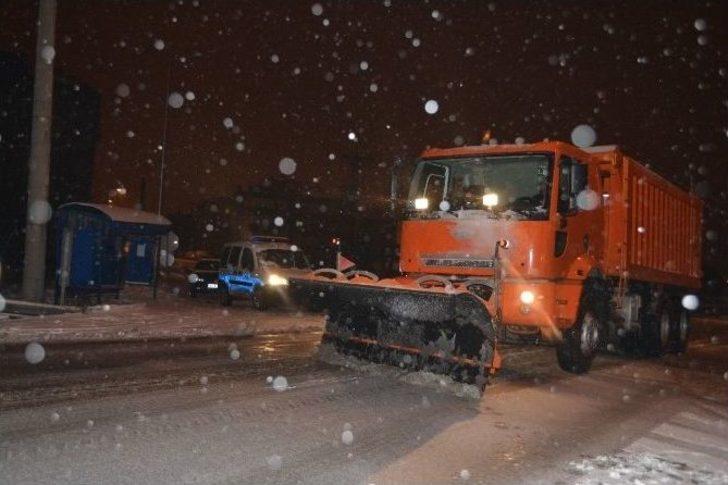 Kula’da Kar Yağışı Etkili Oldu G5