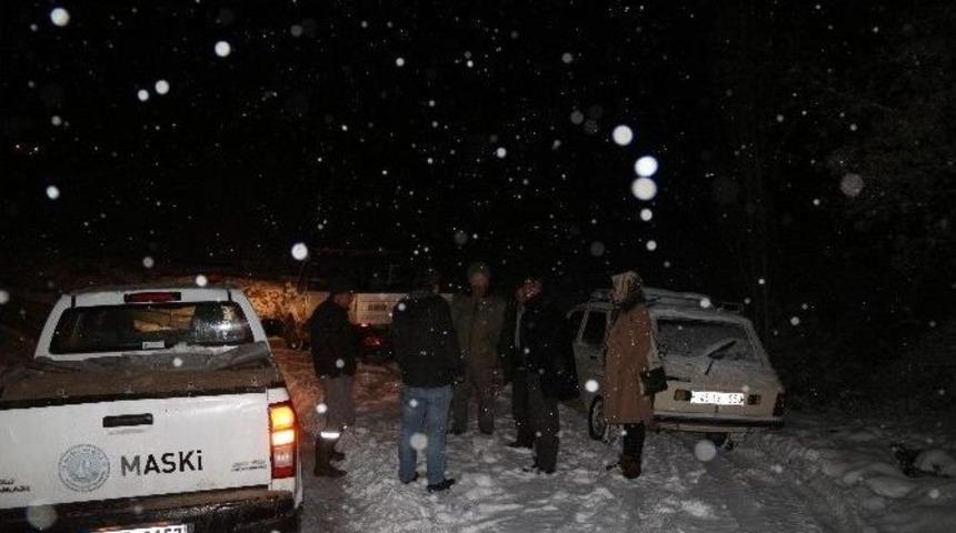 Demirci&rsquo;de &Ouml;ğrencilere 1 G&uuml;n Kar Tatili