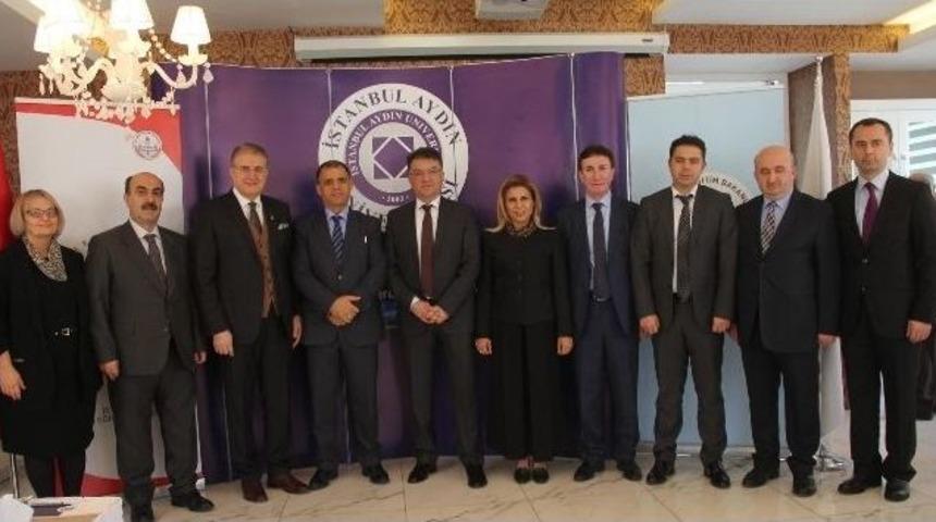 Mem Ve İa&uuml; &lsquo;akademisyenler Okullarda&rsquo; Projesini İmzaladı