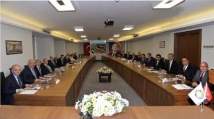 Mersin-adana Tren Yolu Dört Hatta Çıkarılacak