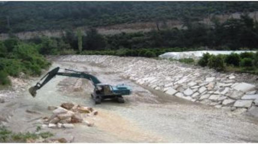 Dsi&rsquo;den Batı İl&ccedil;elerinde Taşkın &Ouml;nlemi