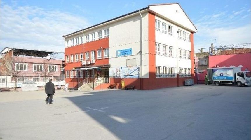 Okullar Yenileniyor Kalite Artıyor