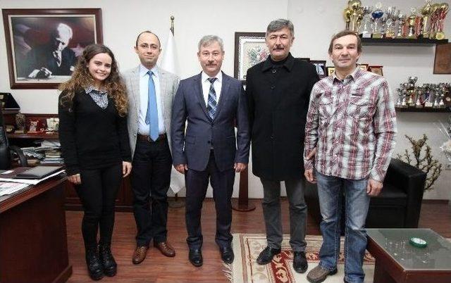 Çınaroaba’da Yamaç Paraşütü Sporuna Başlandı 1