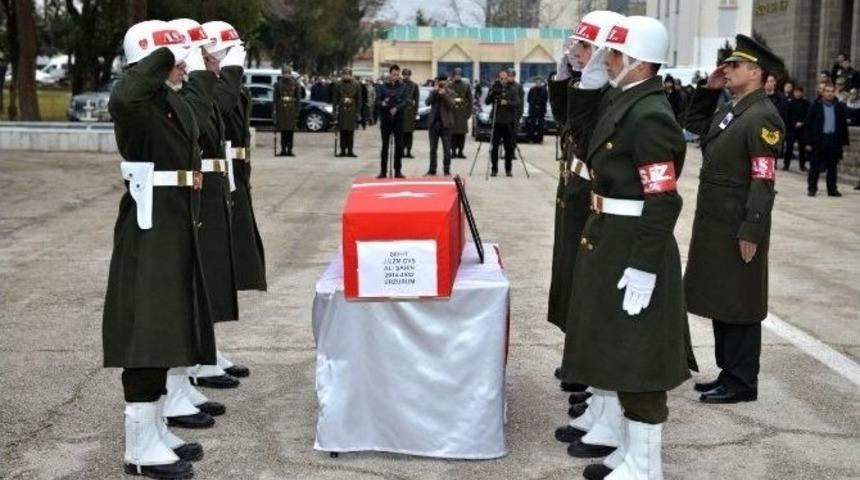 Şehit Uzman &Ccedil;avuş Memleketine Uğurlandı