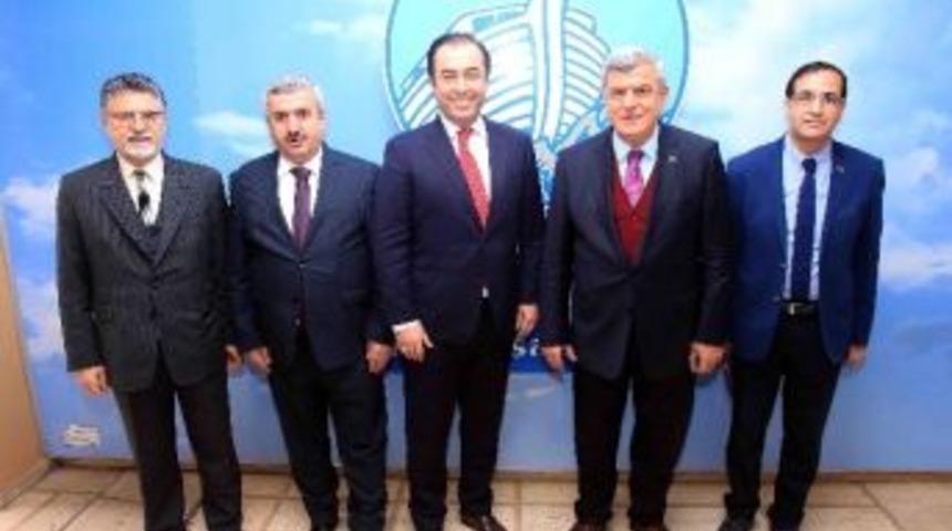Başkan Karaosmanoğlu, ‘’üretim, Emek Ve Zekanın Ürünüdür’’