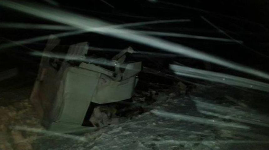 Sandıklı&rsquo;da Tır&rsquo;lar Devrildi: 4 Yaralı