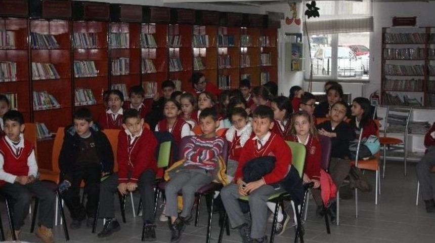 İlkokullara İlkyardım Konferansları