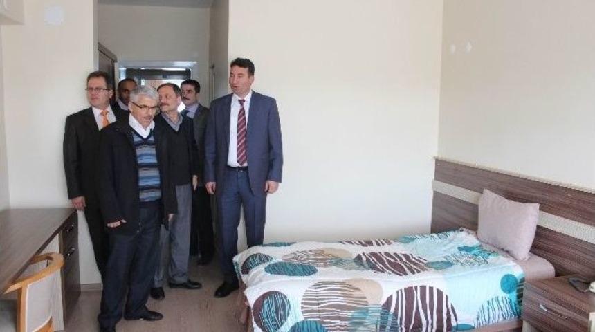 Beyşehir&rsquo;de &Ouml;ğretmenevi Yenilendi