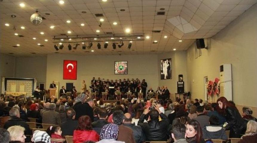 Soma Musiki Derneği&rsquo;nin Yeni Yıl Konseri Mest Etti