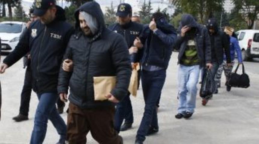 Antalya Merkezli Işid Operasyonunda 7 Tutuklama