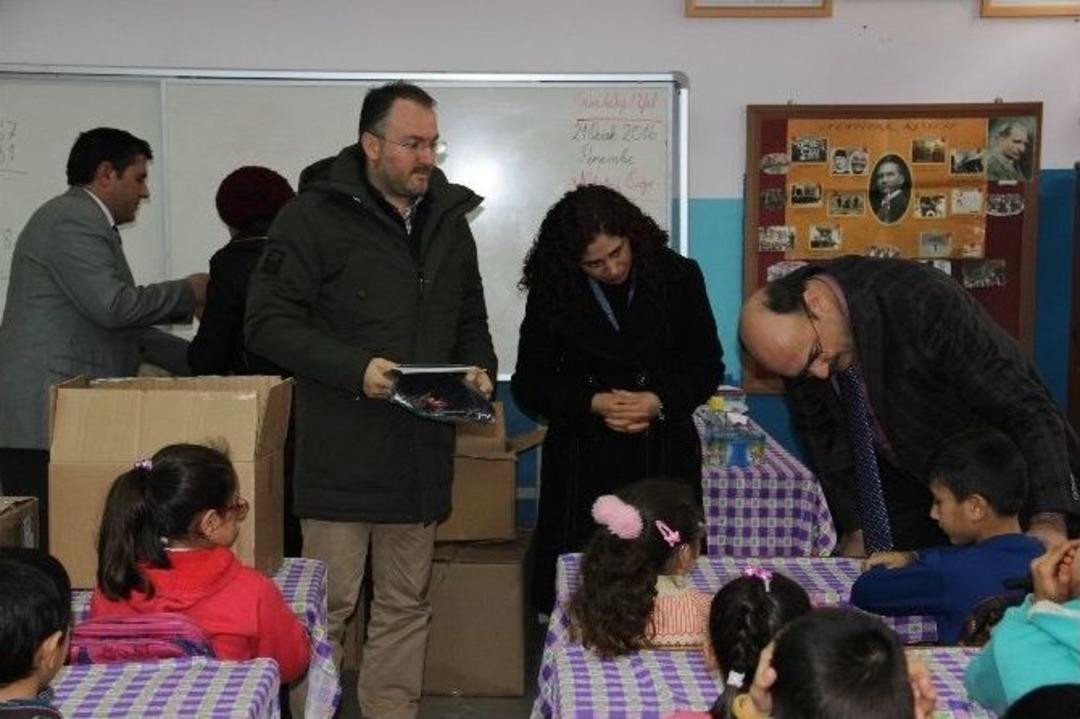 (&ouml;zel) İstanbul&rsquo;dan Manisa&rsquo;ya G&ouml;n&uuml;l K&ouml;pr&uuml;s&uuml;