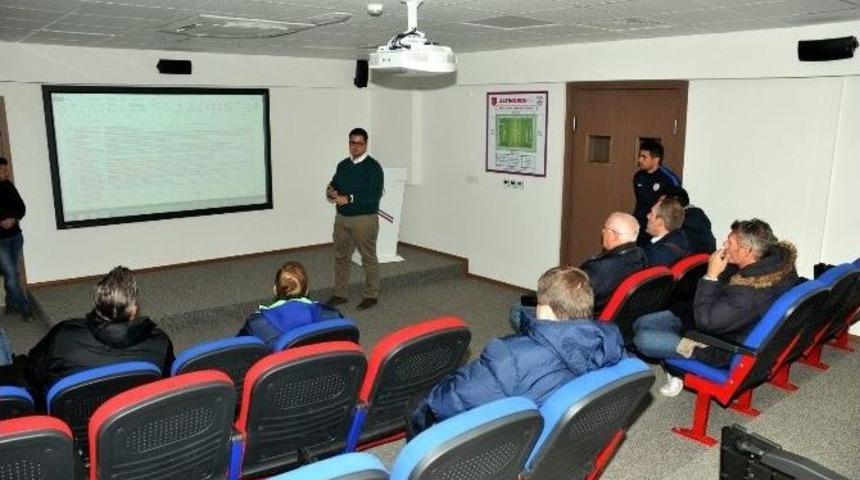 D&uuml;nya Devleri Altınordu&rsquo;yu Takipte