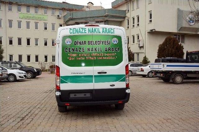 Afyonkarahisar’ın Dinar İlçesine Yeni Bir Cenaze Aracı Alındı