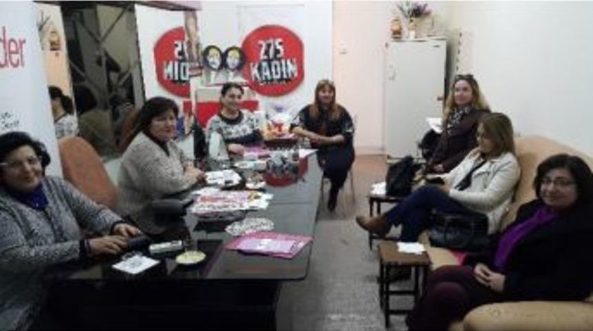 Ka.der &Uuml;yeleri Kadın Muhtarlarla Buluştu