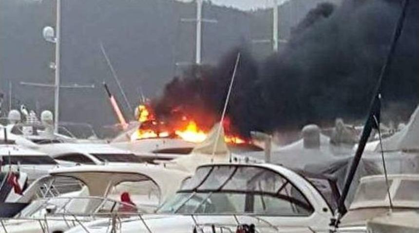 Rus İş Adamına Ait Yat Yanıyor