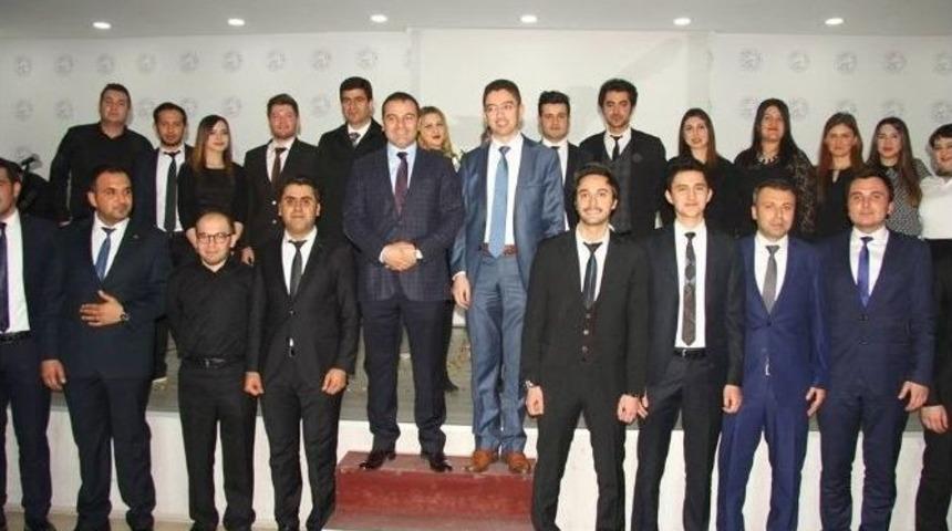 Erciş&rsquo;te Şiir Ve M&uuml;zik Dinletisi