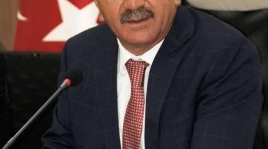 Başkan Akdoğan&rsquo;dan 2. Kitap Fuarı M&uuml;jdesi