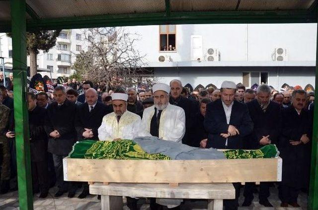 Başbakan Yardımcısı Kurtulmuş Fatsa’da Cenaze Törenine Katıldı