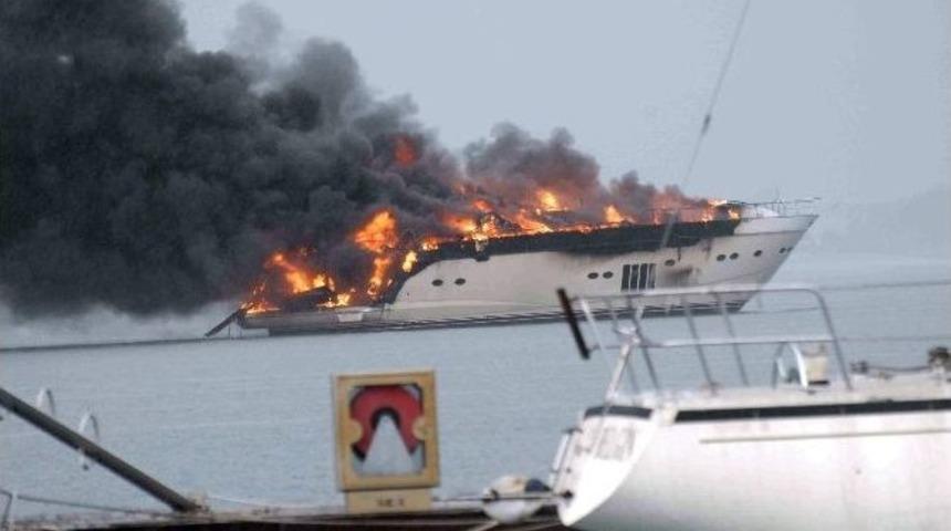 Rus İş Adamının Yanan Yatı A&ccedil;ığa &Ccedil;ekildi